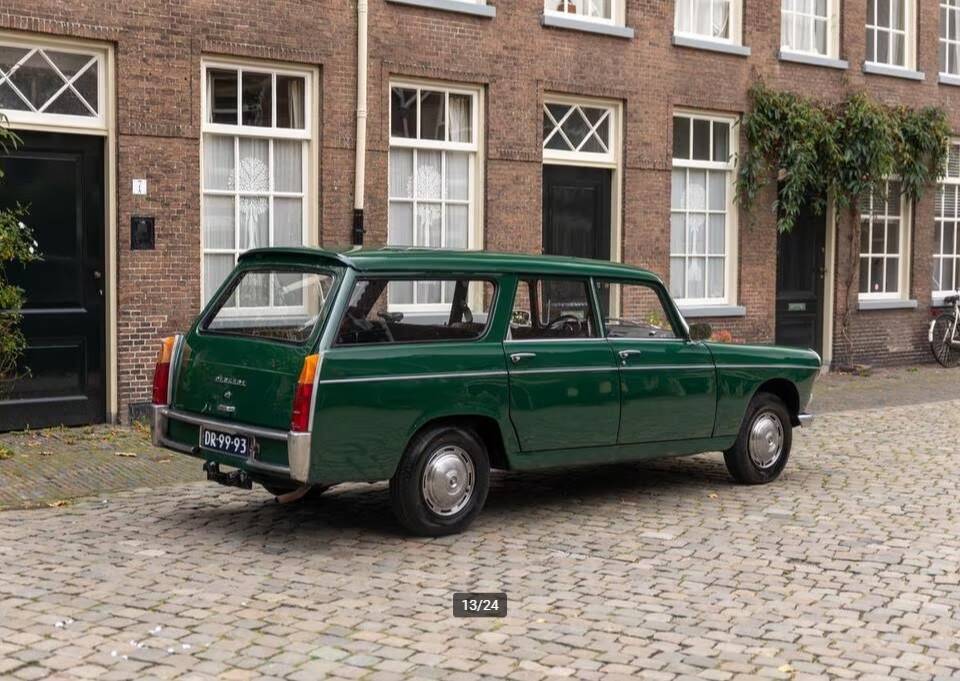 Bild 3/5 von Peugeot 404 Familiale (1966)