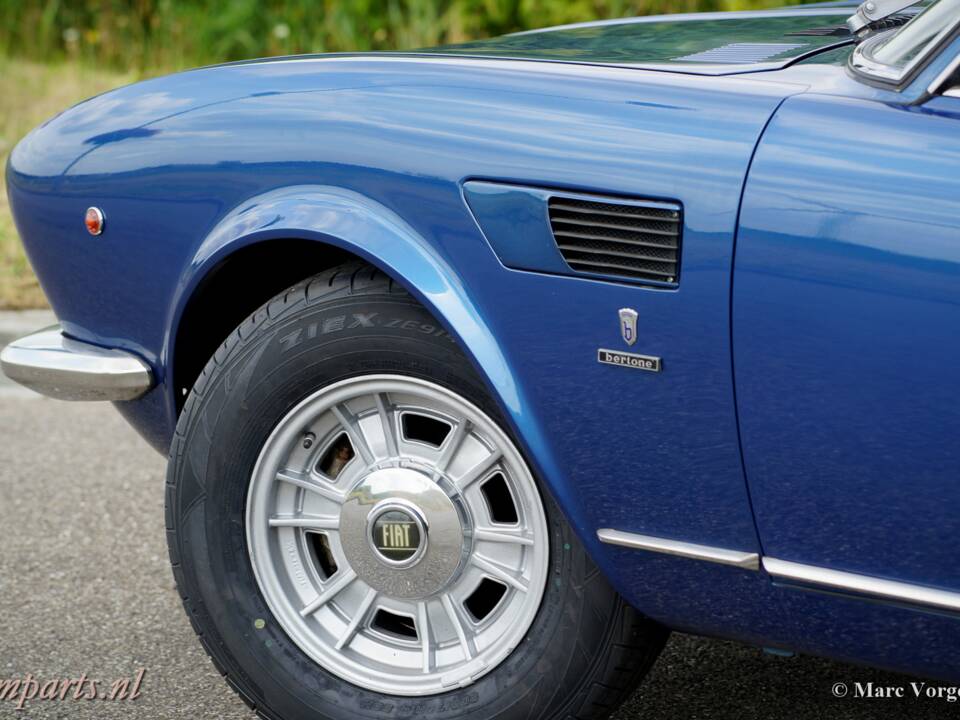 Image 35/44 of FIAT Dino Coupe (1967)