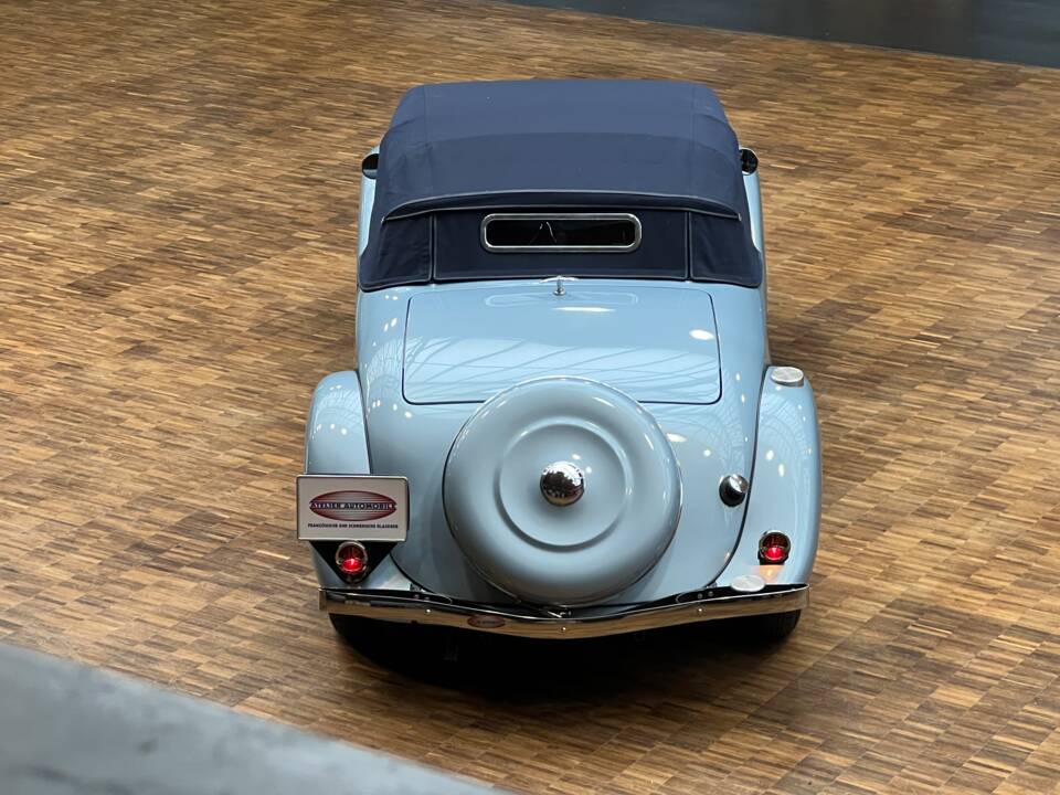 Image 23/39 de Citroën Traction Avant 11 BL Légère (1939)