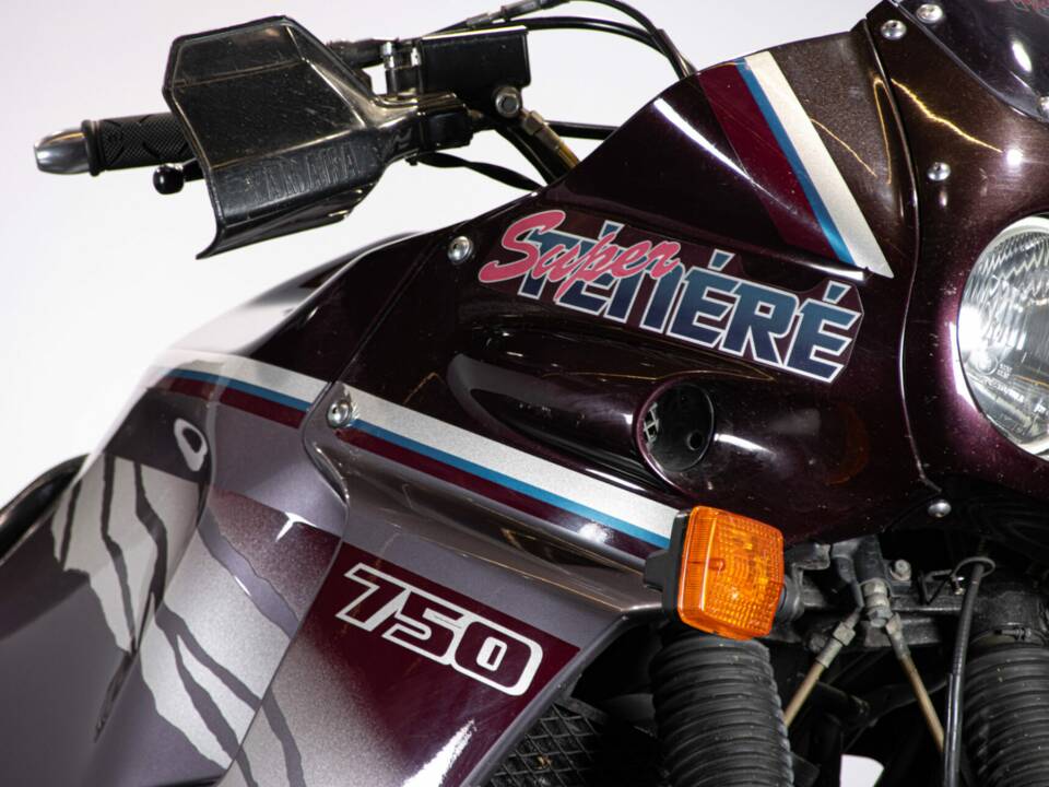 Image 27/50 of Yamaha XTZ 750 SuperTéneré (1990)
