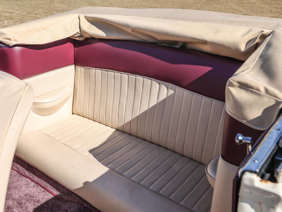 Image 26/38 of Chevrolet Fleetmaster (1948)