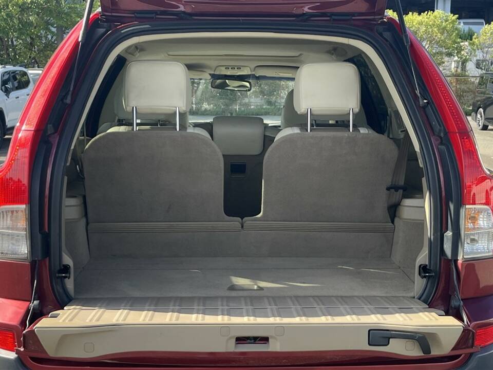 Image 23/37 of Volvo XC90 3.2 (2009)