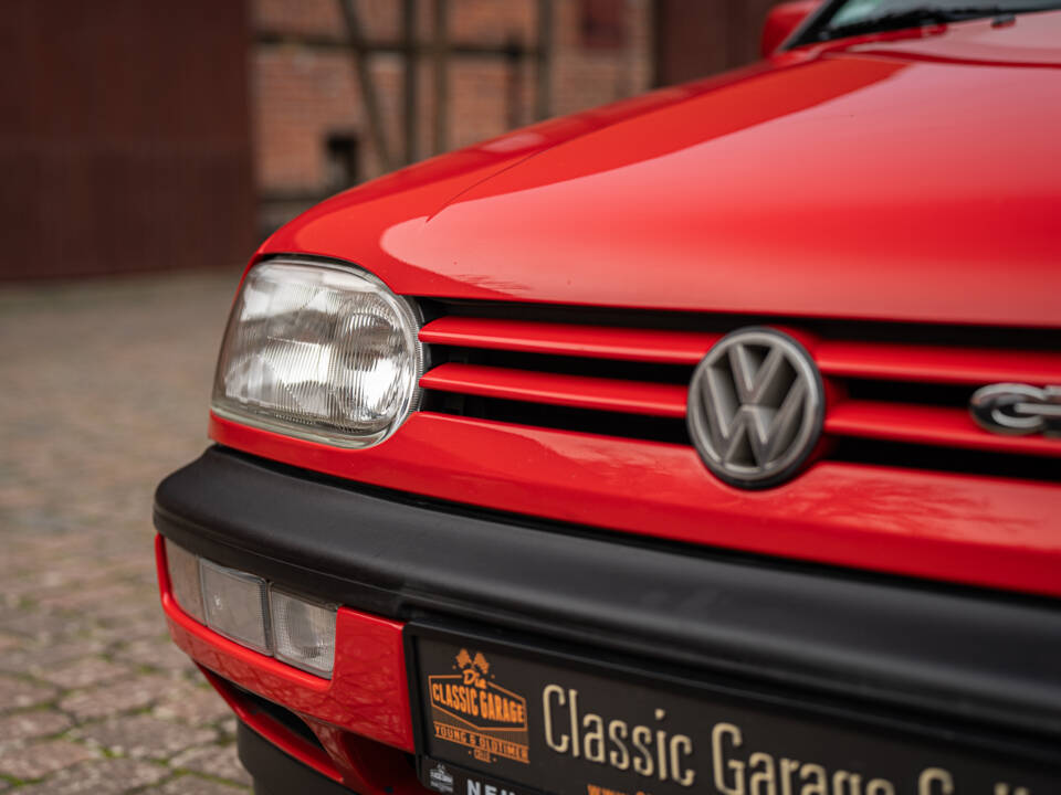 Image 3/44 of Volkswagen Golf III 2.0 (1994)