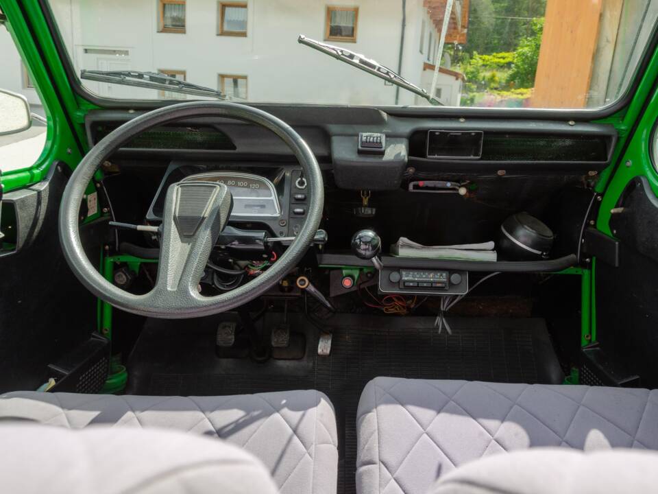Image 6/6 of Citroën 2 CV 6 (1987)