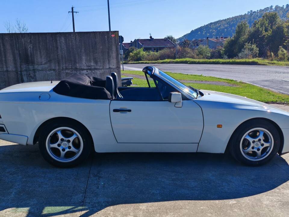 Immagine 9/49 di Porsche 944 S2 (1991)