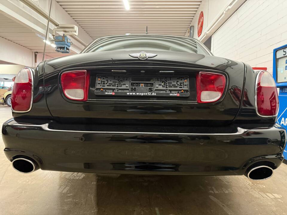 Image 16/20 of Bentley Arnage T (2002)