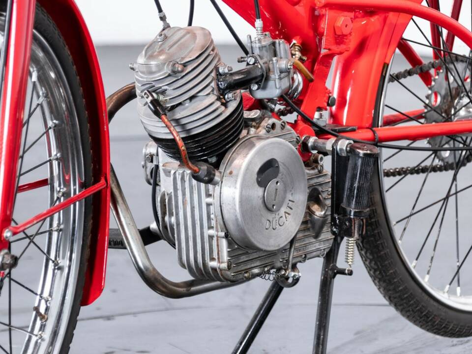 Image 44/50 de Ducati Cucciolo (1953)