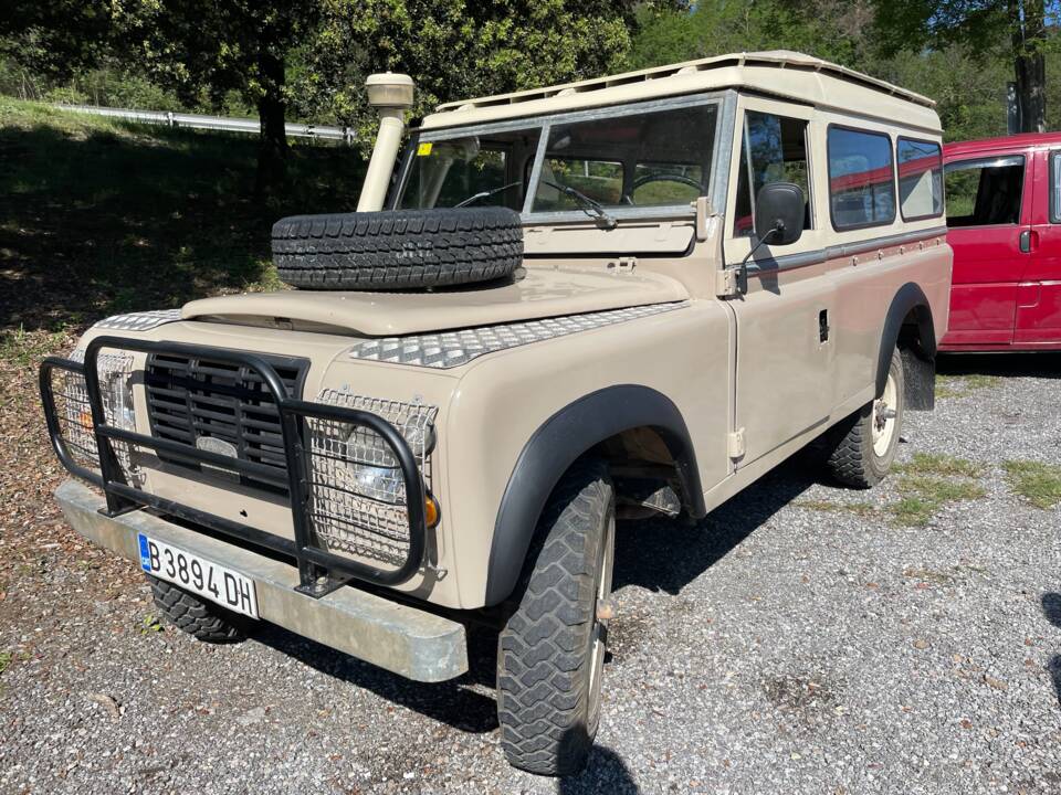 Image 26/30 de Land Rover 109 (1979)