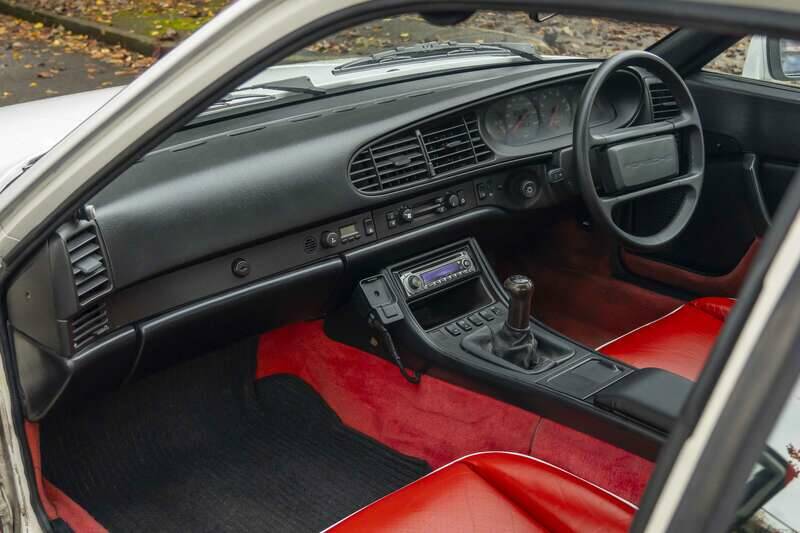 Imagen 8/41 de Porsche 944 Turbo (1986)