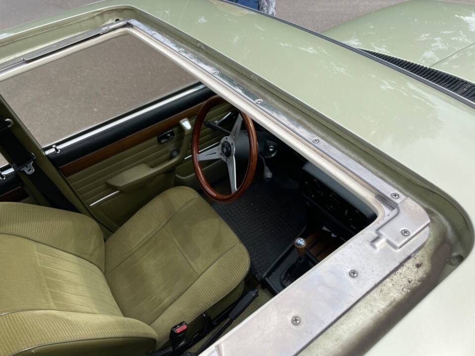 Image 65/100 de BMW 528i (1980)