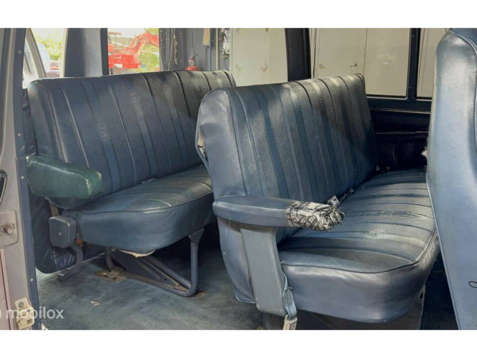 Bild 11/50 von Chevrolet Van (1983)