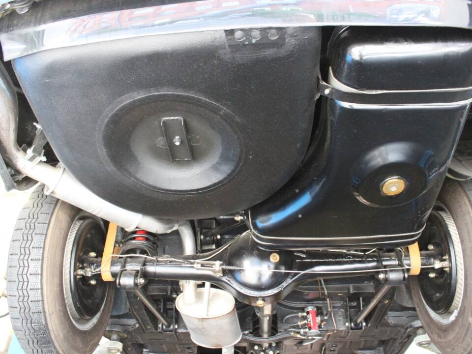 Image 17/20 of Alfa Romeo 2000 Spider (1960)