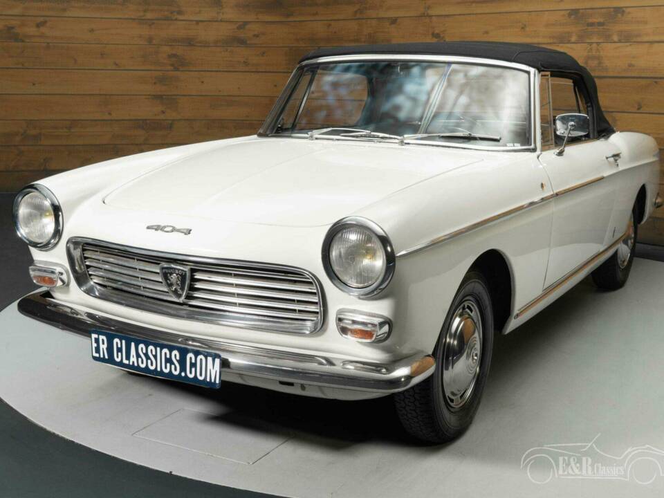 Imagen 9/19 de Peugeot 404 Cabriolet (1966)
