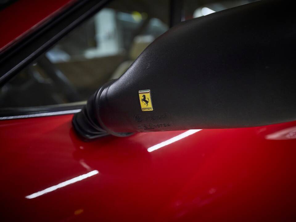 Image 37/100 of Ferrari 308 GTB Quattrovalvole (1983)