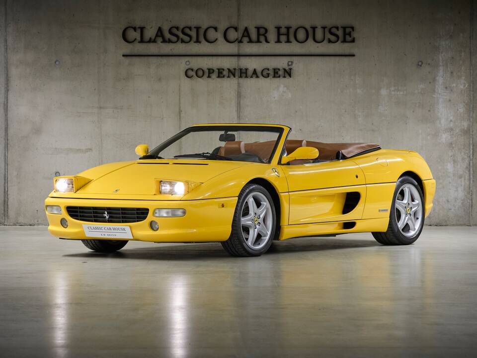 Image 2/100 of Ferrari F 355 Spider (1999)