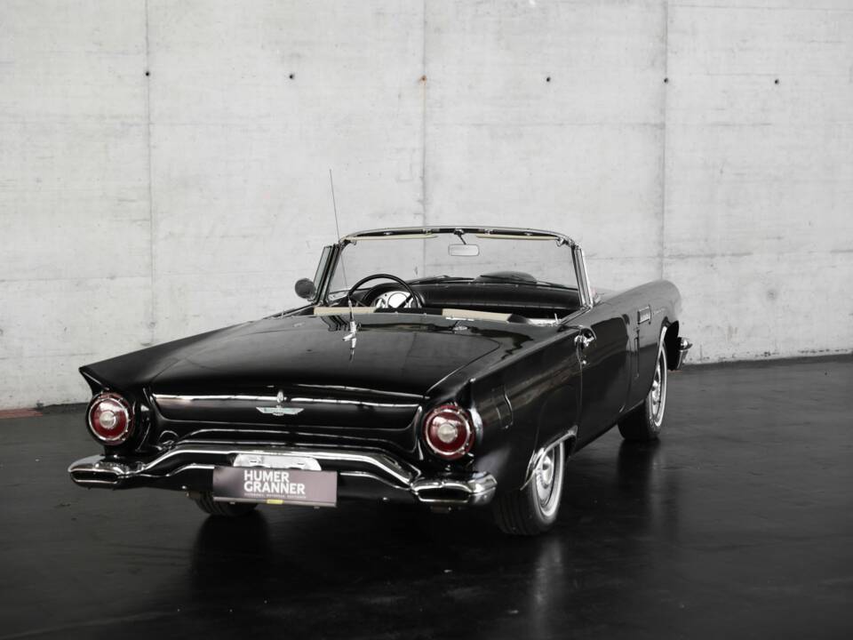 Immagine 34/50 di Ford Thunderbird (1957)
