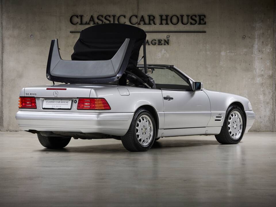 Immagine 9/95 di Mercedes-Benz SL 600 (1998)