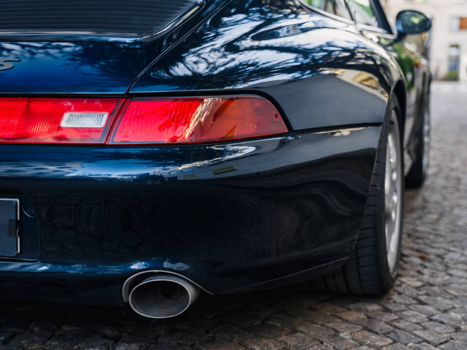 Bild 15/50 von Porsche 911 Carrera 4S (1996)