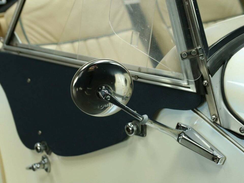 Image 47/50 of Morgan Plus 8 Inj. (1987)