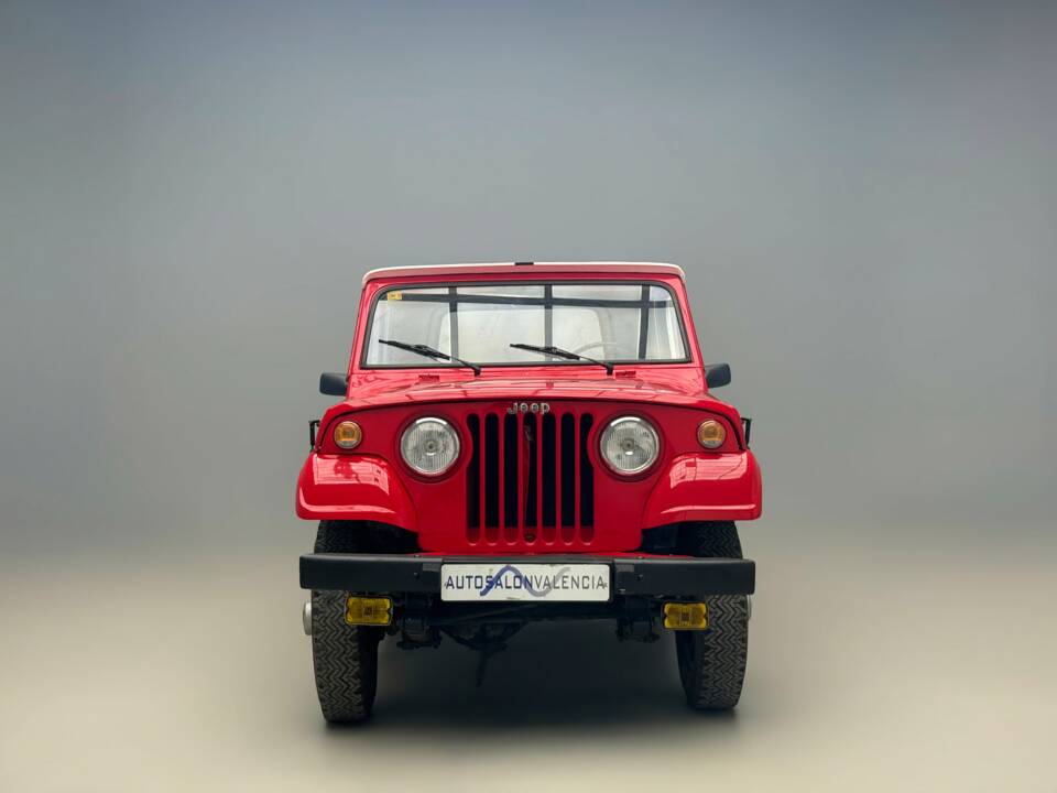 Image 6/20 of Jeep DJ-5F (1977)