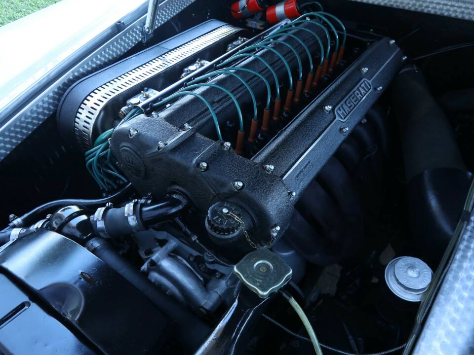 Bild 39/50 von Maserati 3500 GT Touring (1961)
