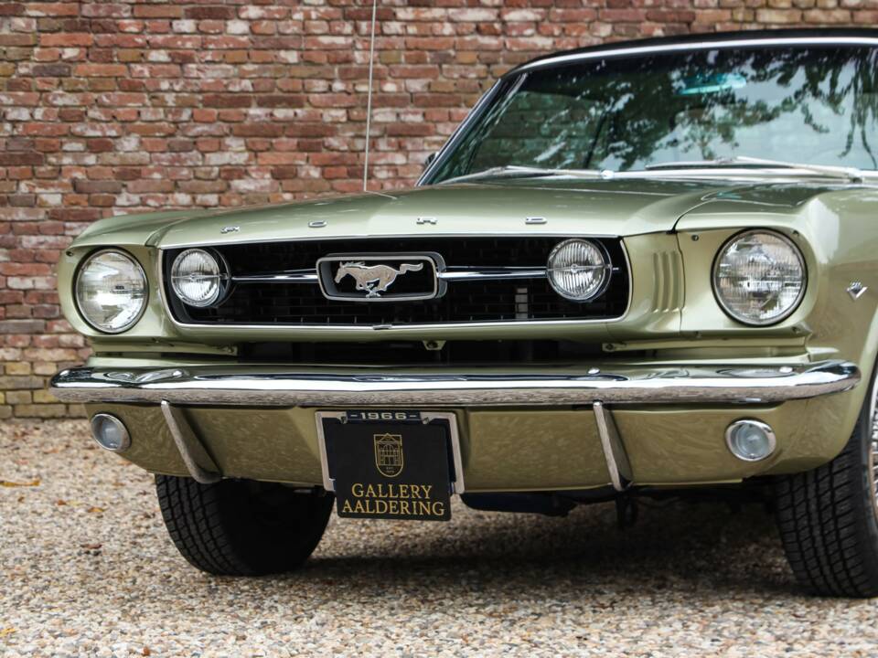 Image 30/50 of Ford Mustang GT (1966)
