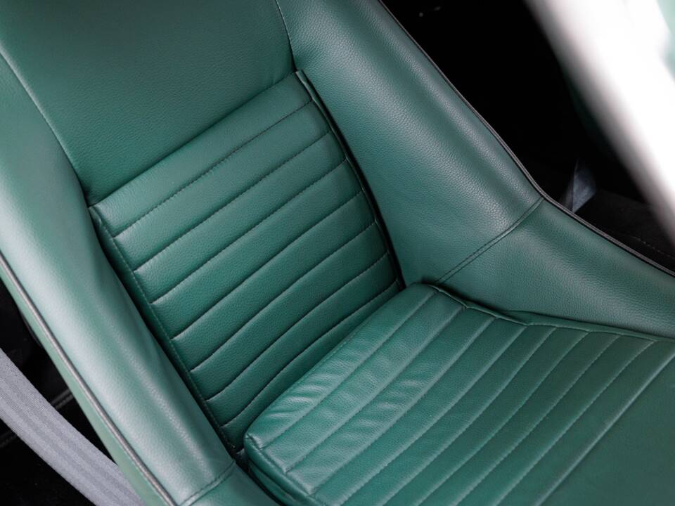 Image 19/32 of Ford Mustang 289 (1965)