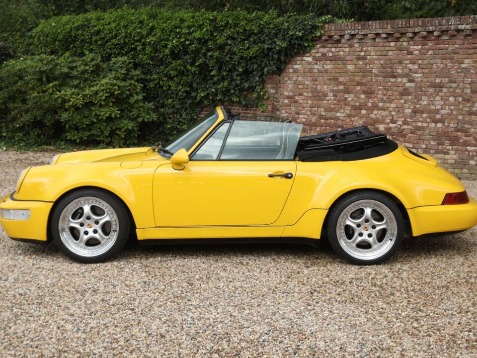 Image 27/50 of Porsche 911 Carrera 2 &quot;America Roadster&quot; (1993)