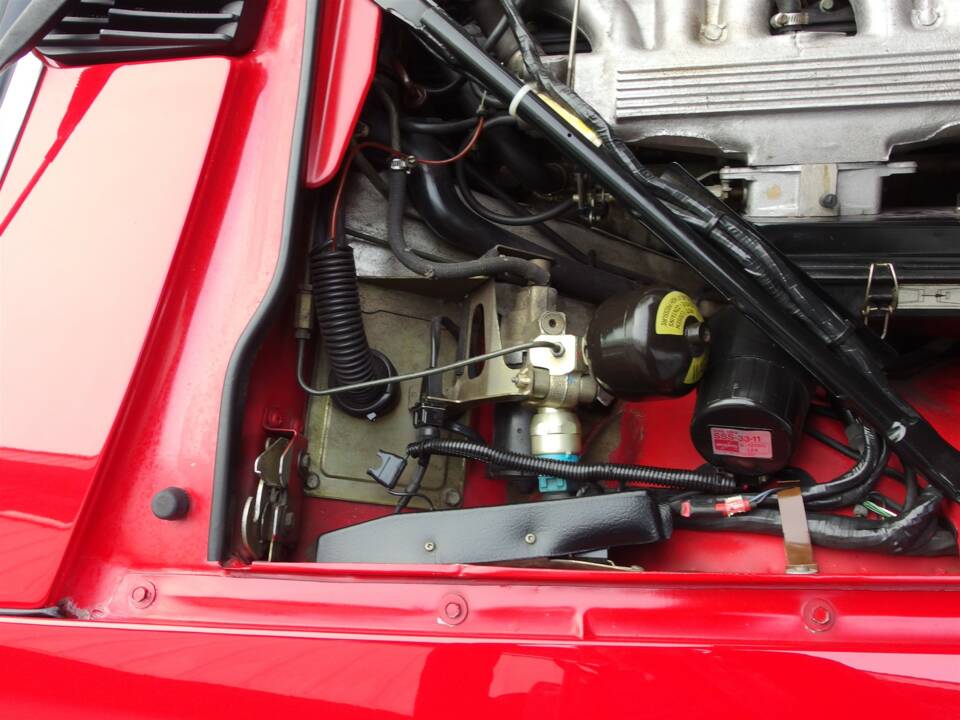 Image 77/99 de Jaguar XJS 5.3 V12 (1990)