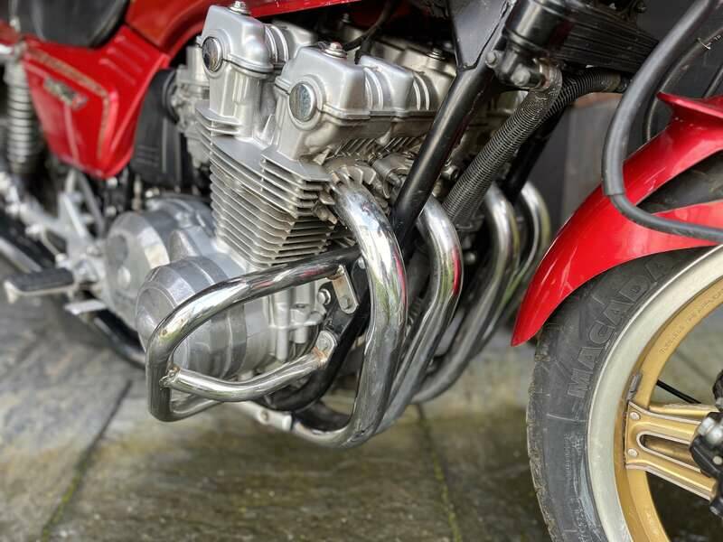 Afbeelding 3/23 van Honda CB 900 F2 (1981)