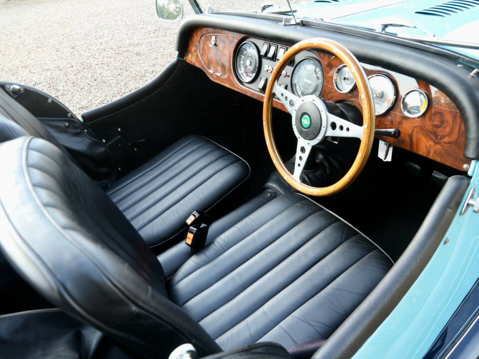 Image 24/50 of Morgan 4&#x2F;4 1600 4-Sitzer (1973)
