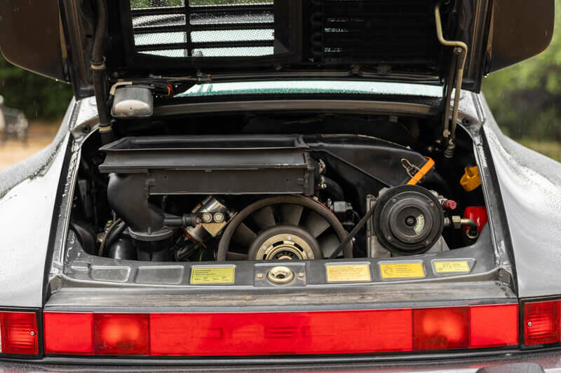 Afbeelding 44/50 van Porsche 911 Turbo 3.3 (1989)