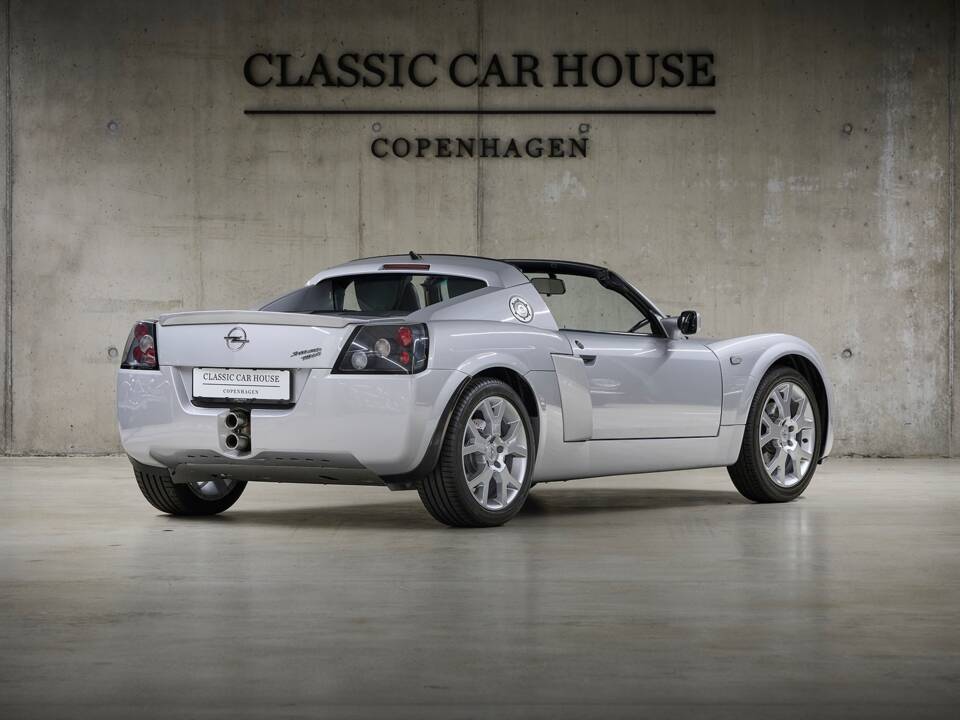 Image 10/81 of Opel Speedster 2.0 Turbo (2003)