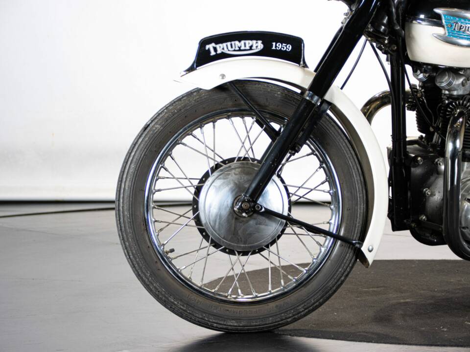 Image 44/50 de Triumph 6T Thunderbird (1958)