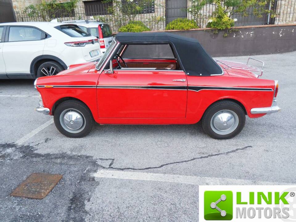 Image 2/6 of Autobianchi Bianchina Convertible (1966)