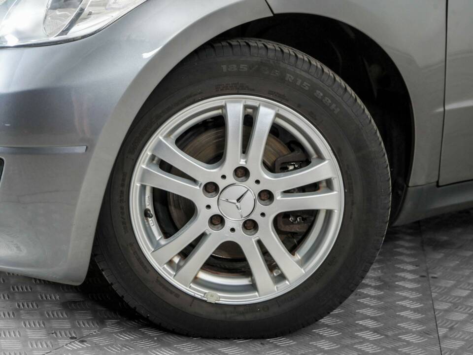Bild 4/43 von Mercedes-Benz A 160 CDI (2010)