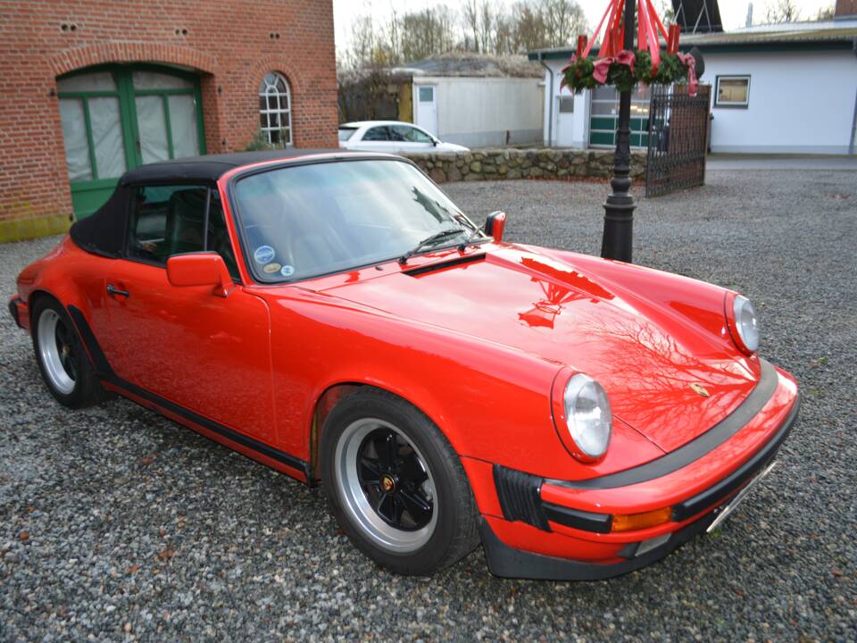 Bild 3/15 von Porsche 911 Carrera 3.2 (1987)