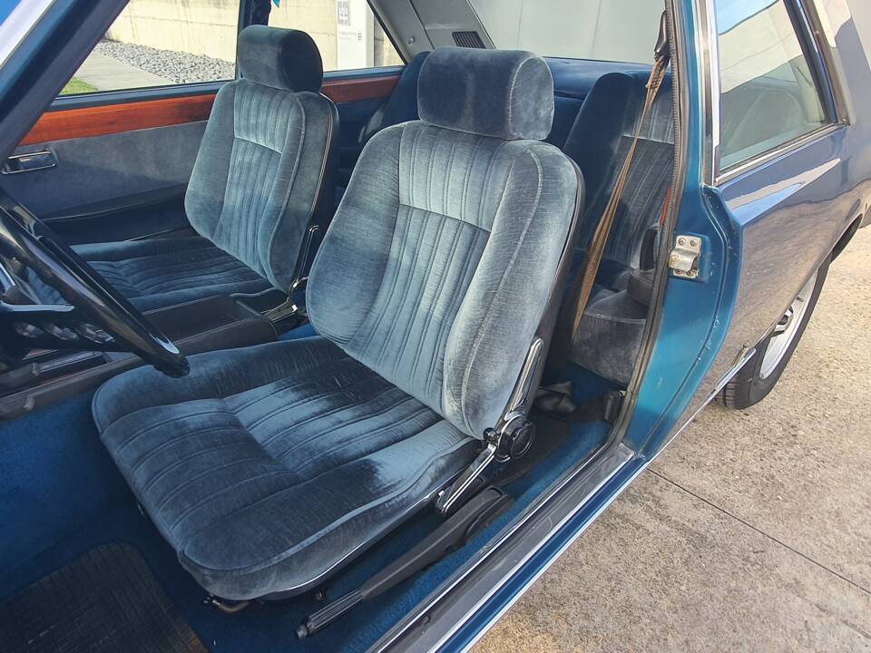 Bild 21/43 von FIAT 130 / 3200 (1975)