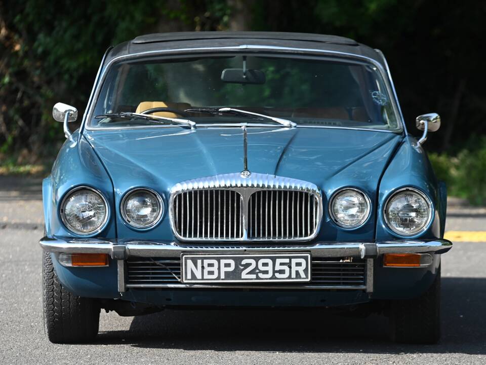 Bild 6/17 von Daimler Sovereign 4.2 (1977)