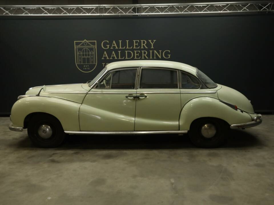 Afbeelding 46/50 van BMW 502 (1956)