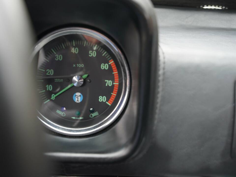 Image 46/50 of De Tomaso Pantera (1972)