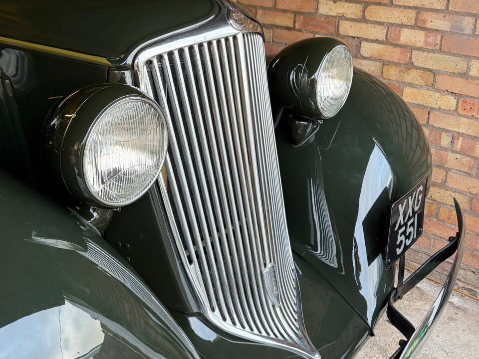 Imagen 2/12 de Graham Standard Eight (1933)