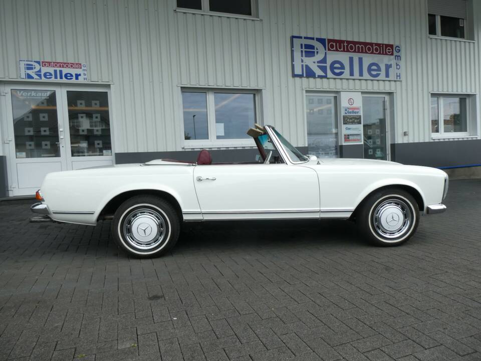 Immagine 8/20 di Mercedes-Benz 280 SL (1970)
