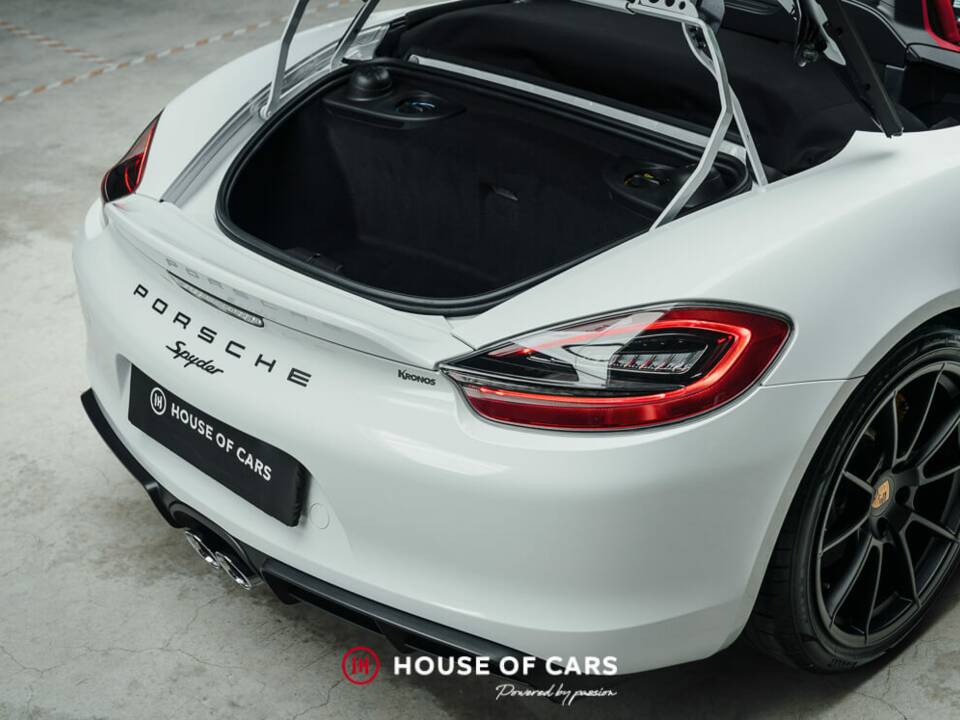 Image 13/25 of Porsche Boxster Spyder (2016)