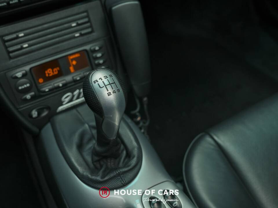 Imagen 20/23 de Porsche 911 Carrera "40 Jahre 911" (2003)