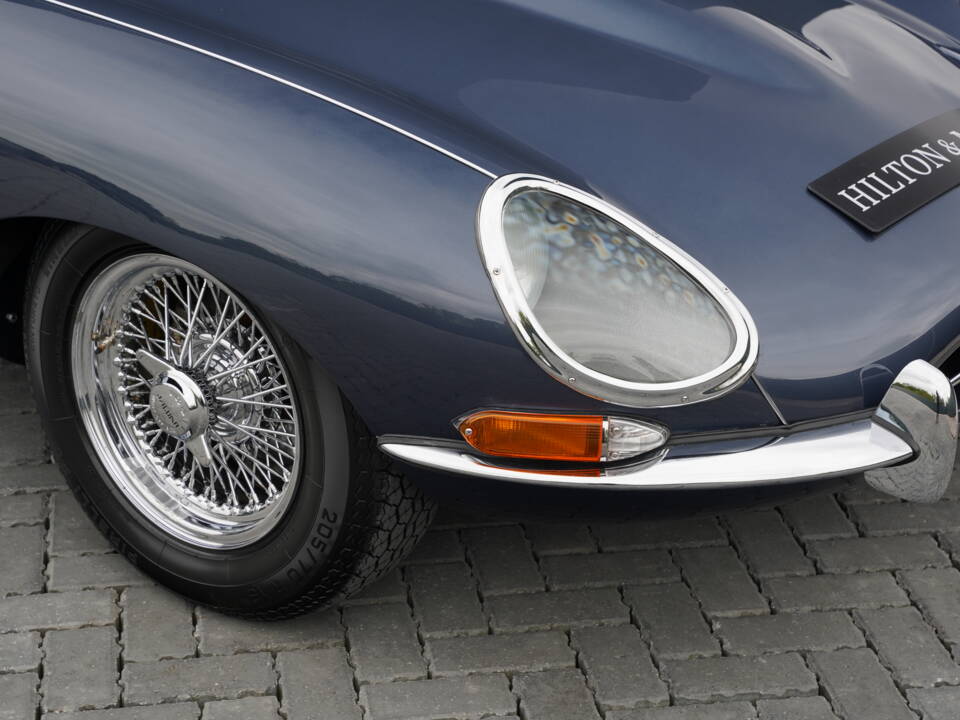 Imagen 25/50 de Jaguar E-Type 4.2 (1965)