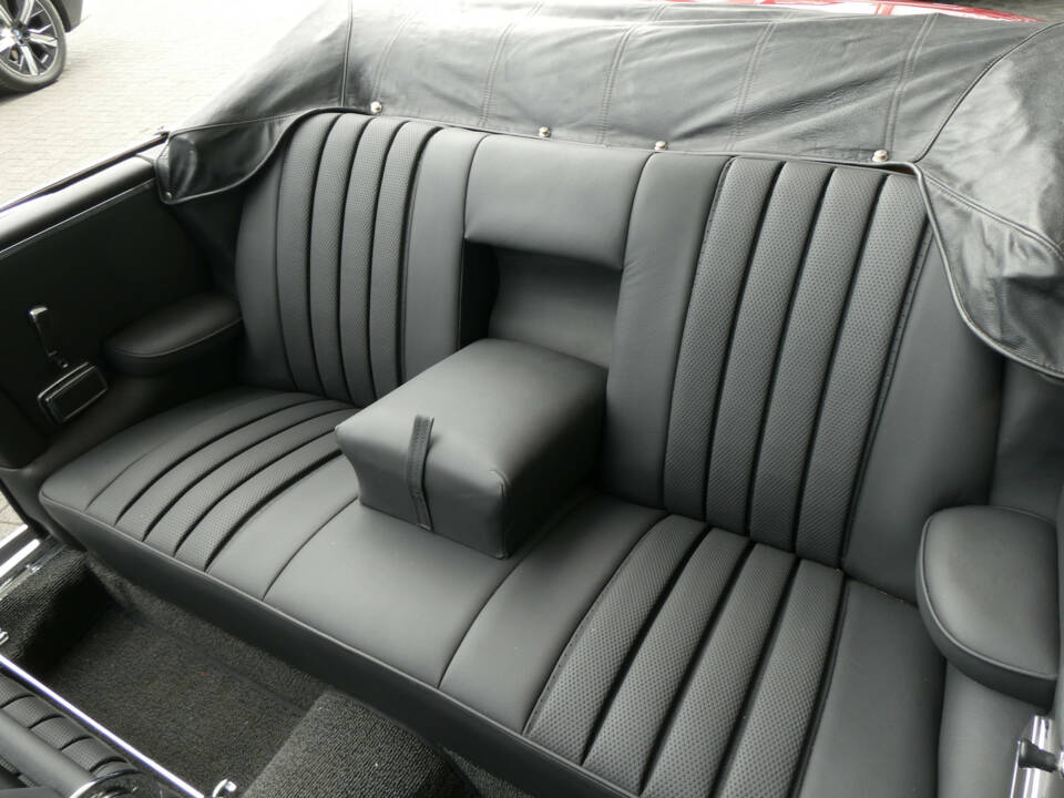 Afbeelding 15/28 van Mercedes-Benz 250 SE (1965)