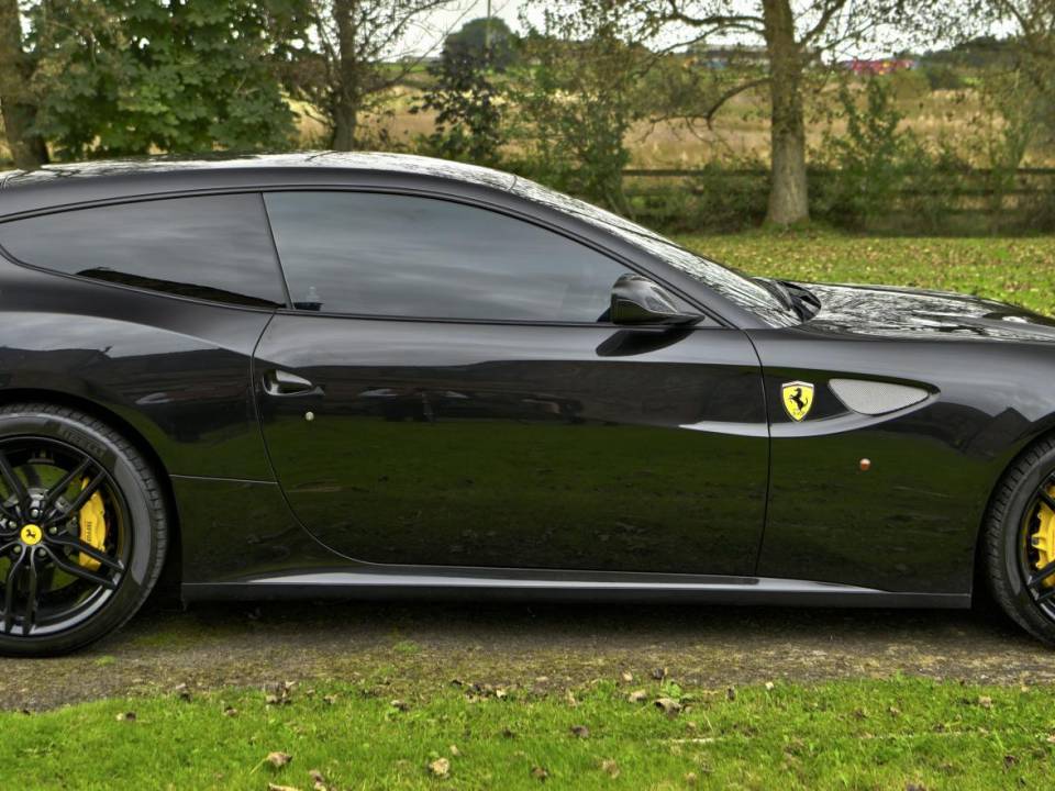 Imagen 7/50 de Ferrari FF (2012)