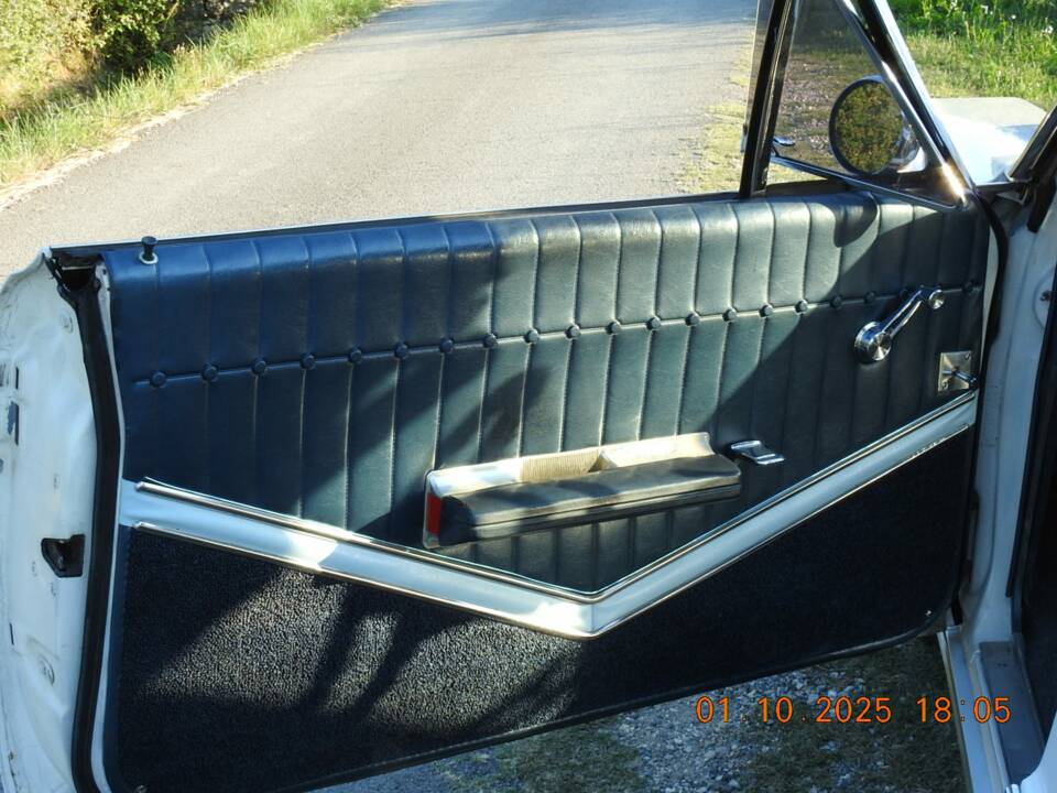 Image 39/47 of Buick Skylark Coupe (1964)