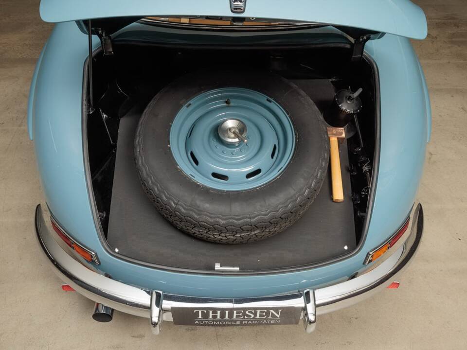 Image 28/42 de Mercedes-Benz 300 SL &quot;Papillon&quot; (1957)